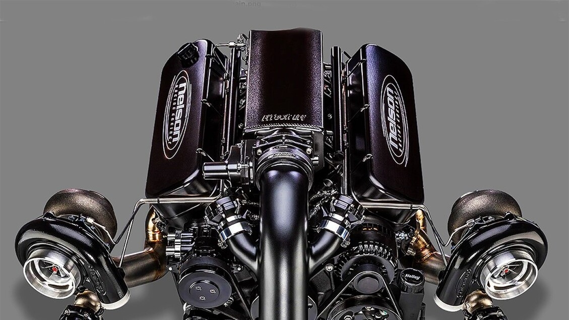 O motor NRE LS 427 Warrior de 2.000 HP chega 'na caixa'