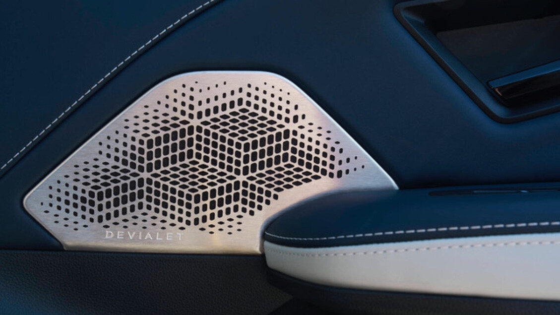 On the Alpine A390 the audio is guaranteed by Devialet acoustics