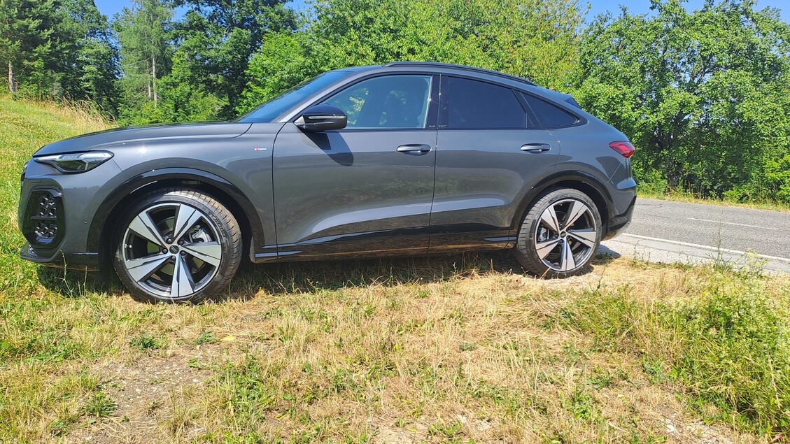 Nouvelle Audi Q5 Sportback, le SUV coupé se réinterprète
