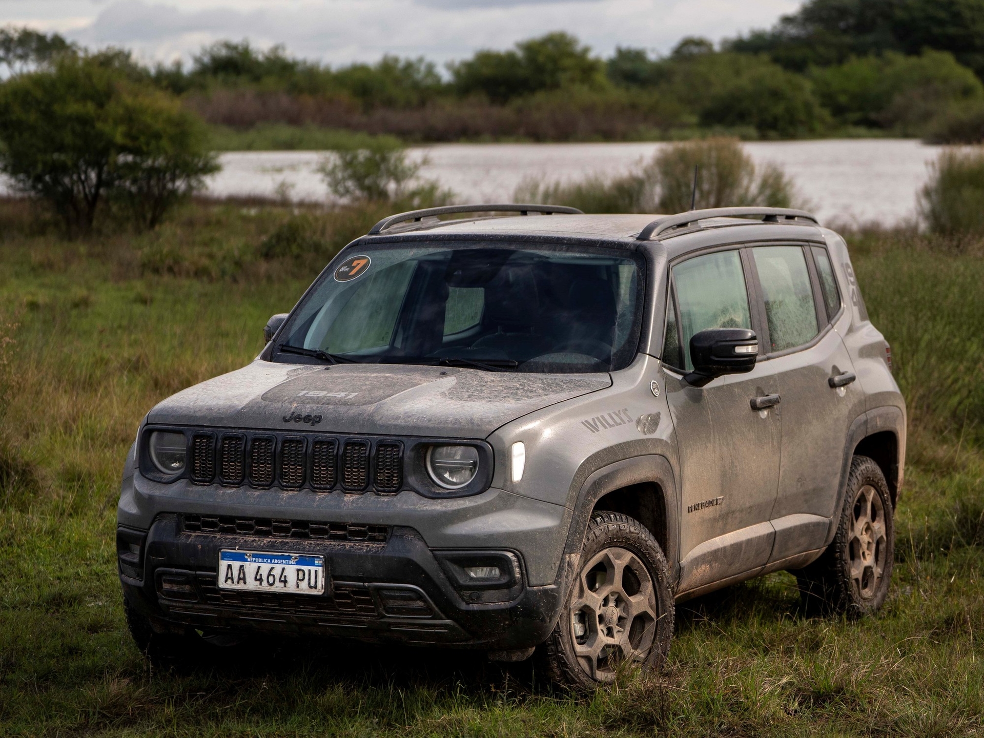 Willys Jeep Renegade: um pequeno aventureiro com um nome ilustre em um cenário de abundância