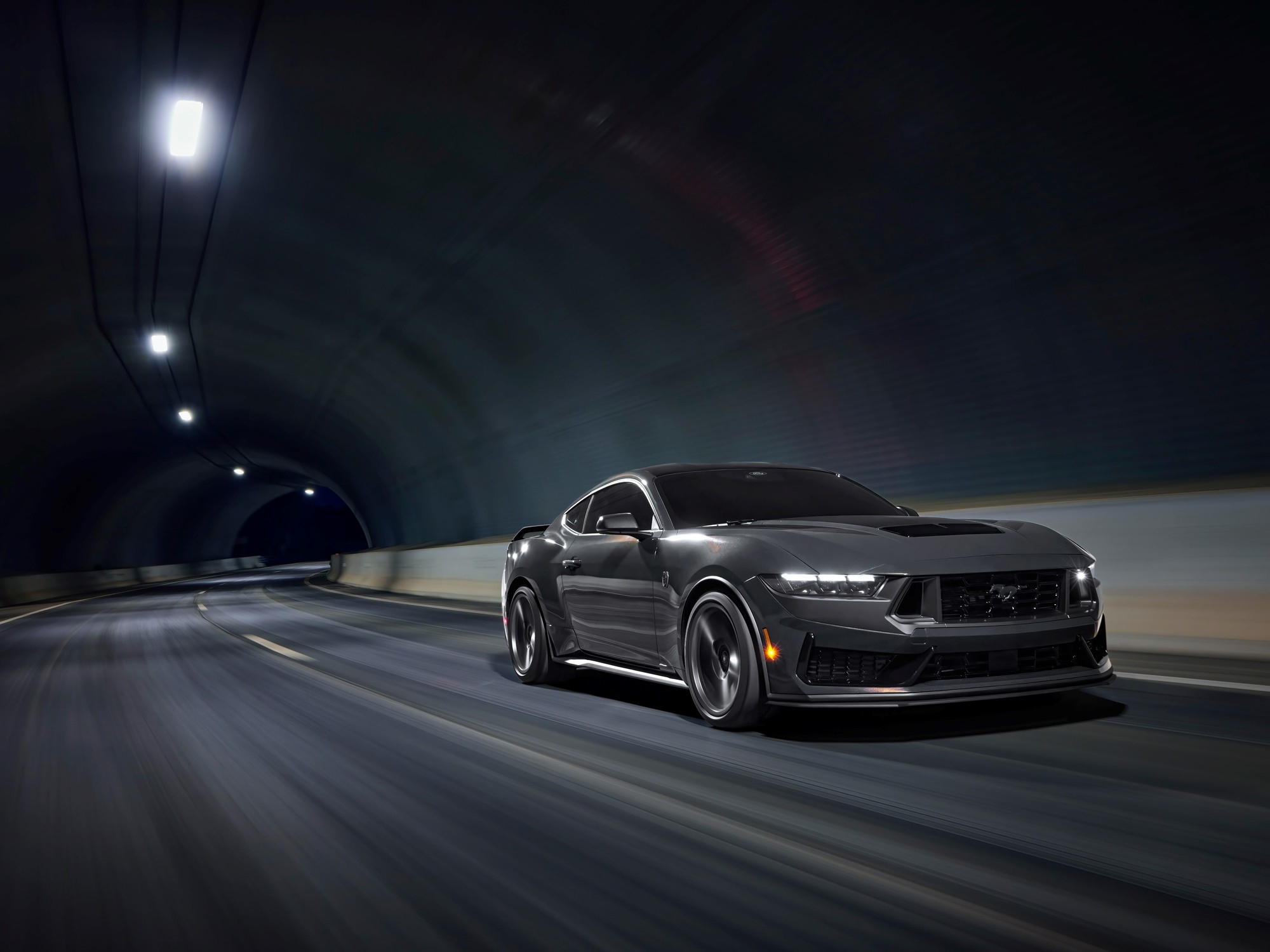 Ford lanceerde de Mustang Dark Horse: hoe deze eruitziet en hoeveel de krachtigste versie van de legendarische sportwagen in het land kost.