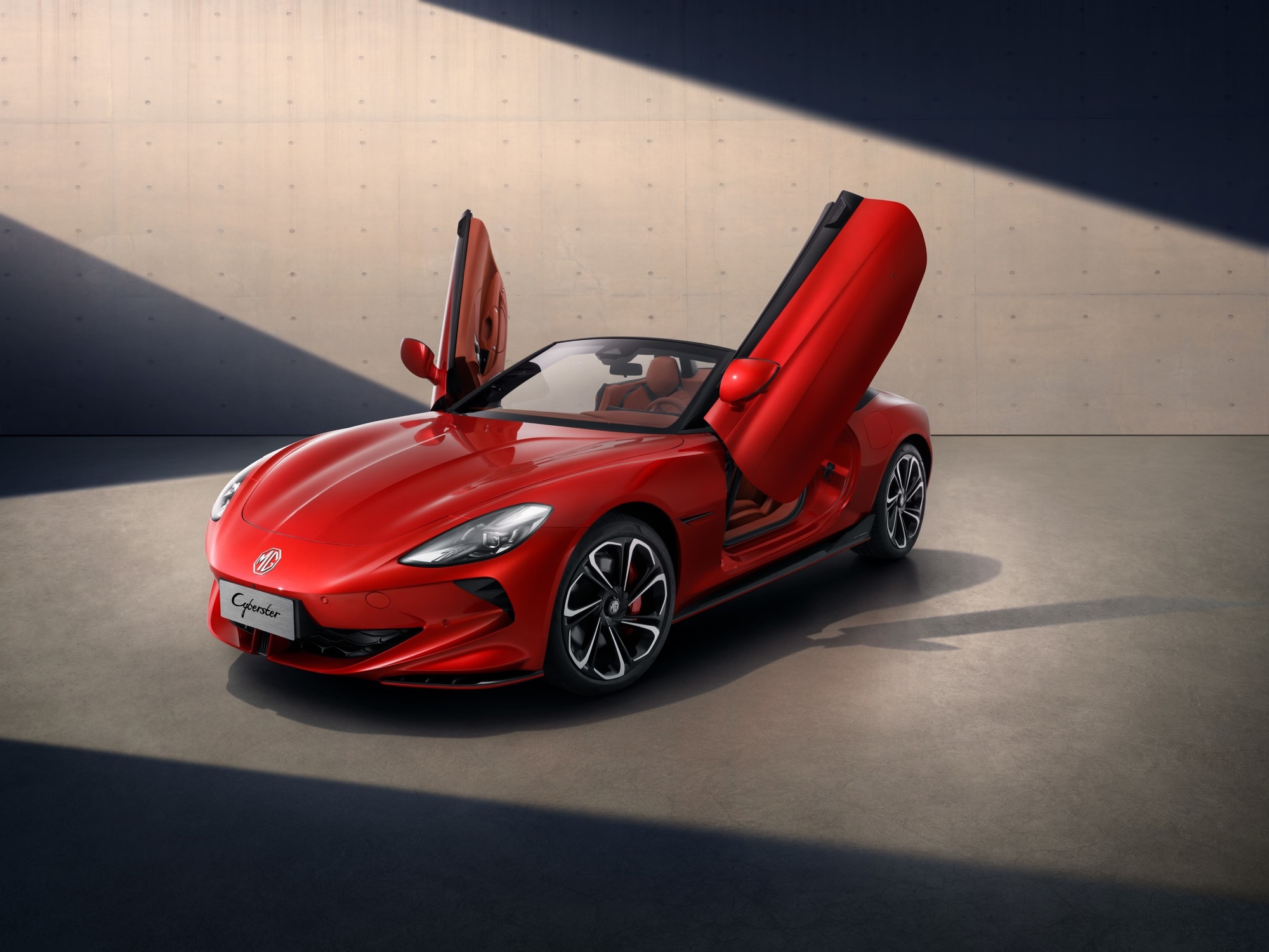 A new brand of Chinese cars arrives with the legacy of a traditional British company: what they are and how much they cost.