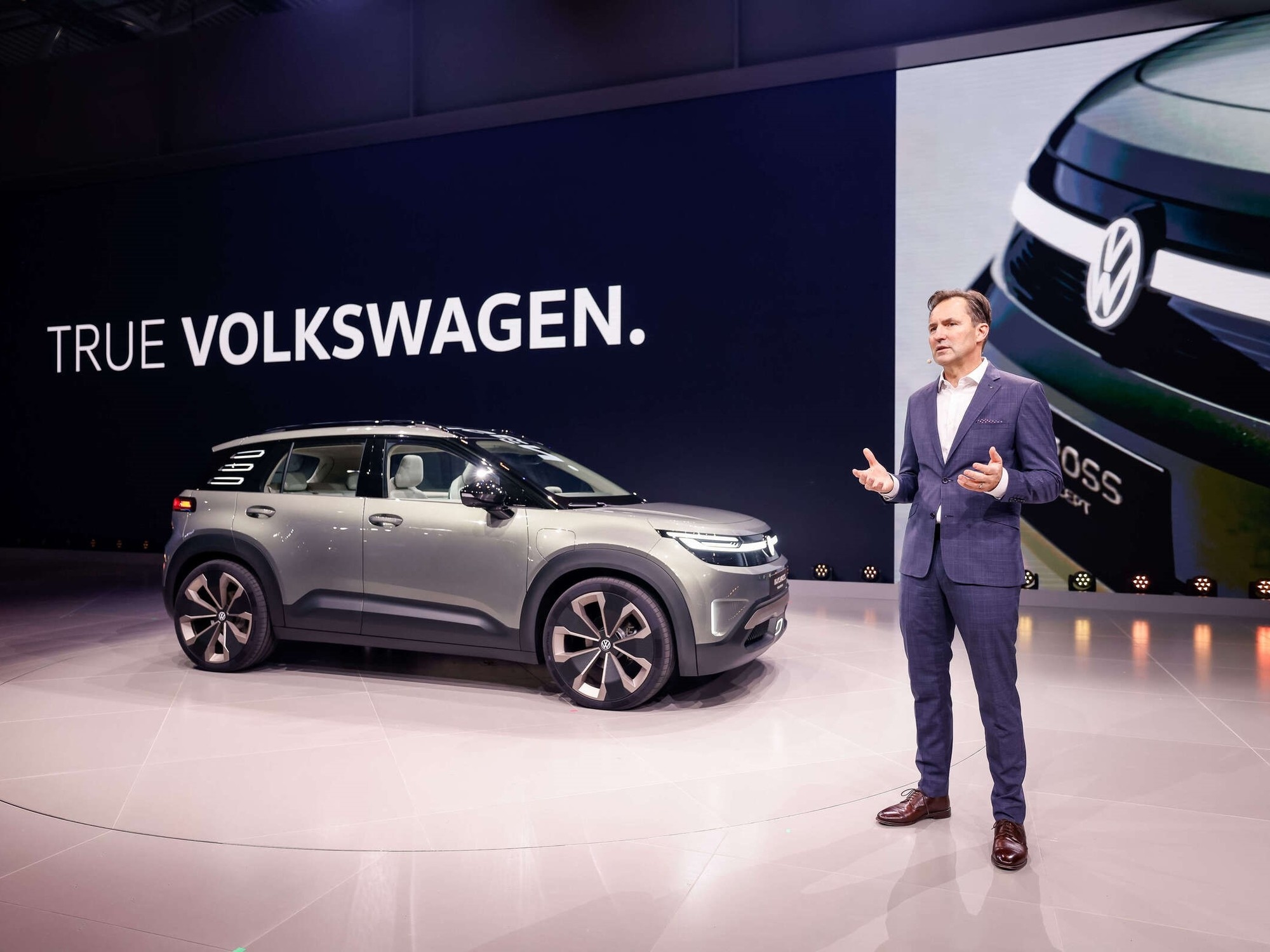 Münchener Automobilsalon: Die Rechtfertigung des Verbrennungsmotors und die chinesische Invasion