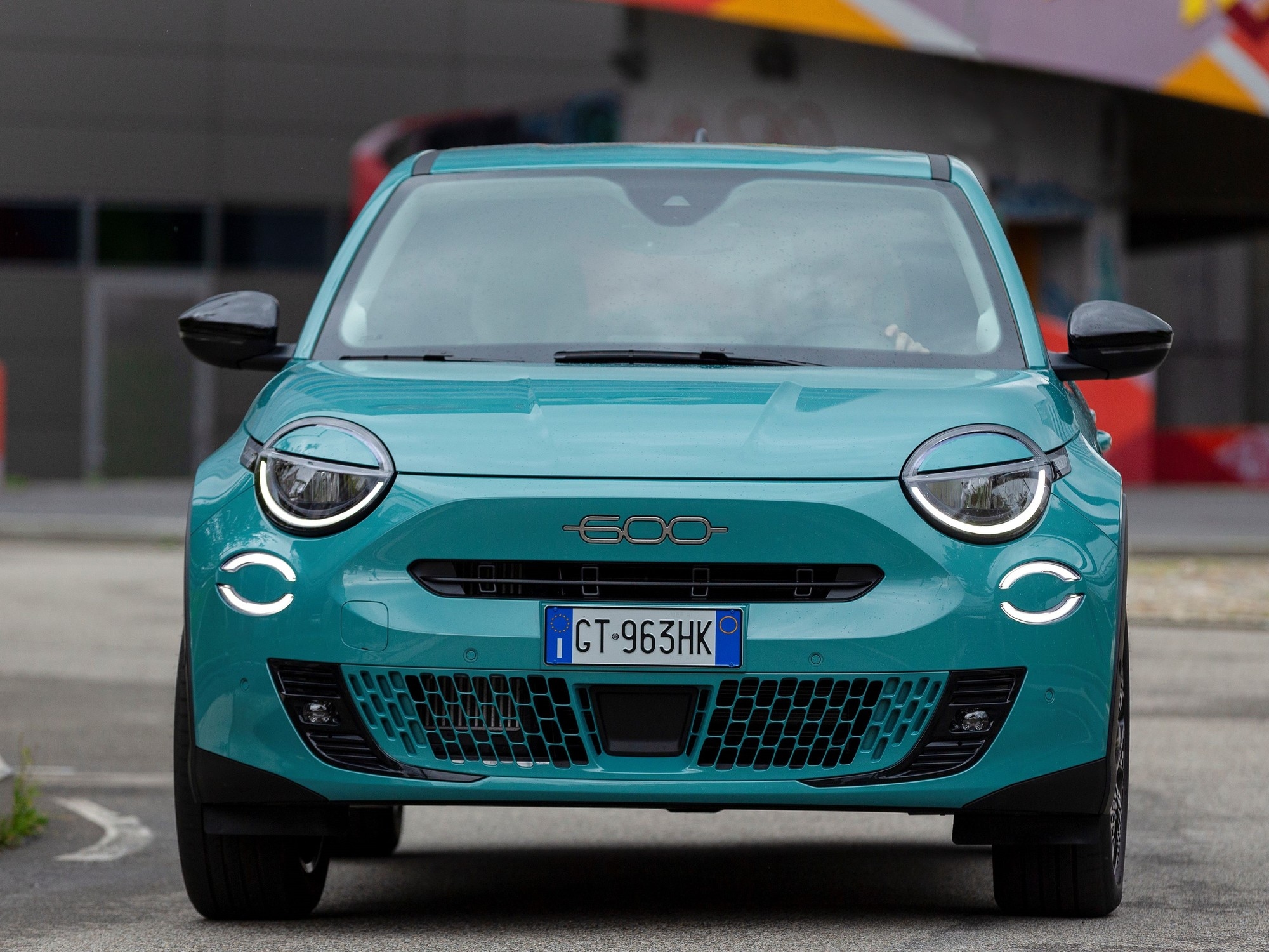Lançamento do Fiat 600: o que está incluído e quanto custa a nova geração deste clássico reinventado?