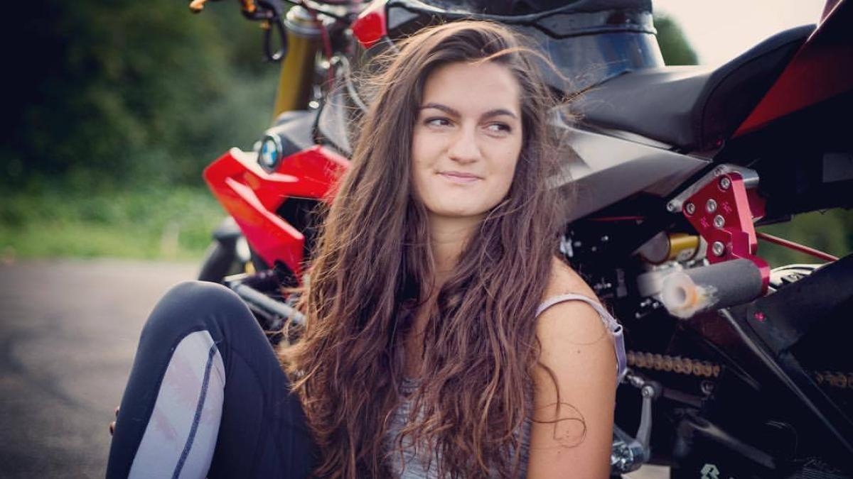 Sarah Lezito, światowej sławy kaskaderka i kaskaderka z Hollywood: kolejna kobieta przełamująca bariery w zdominowanej przez mężczyzn branży.