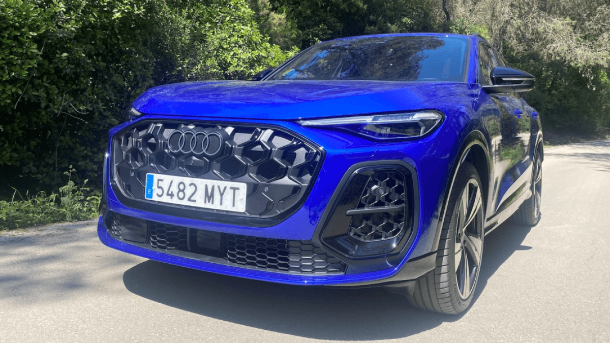 Fiyat hariç tüm kriterleri karşılayan ECO etiketine sahip 367 beygir gücündeki sportif SUV yeni Audi S Q5'i test ettik.
