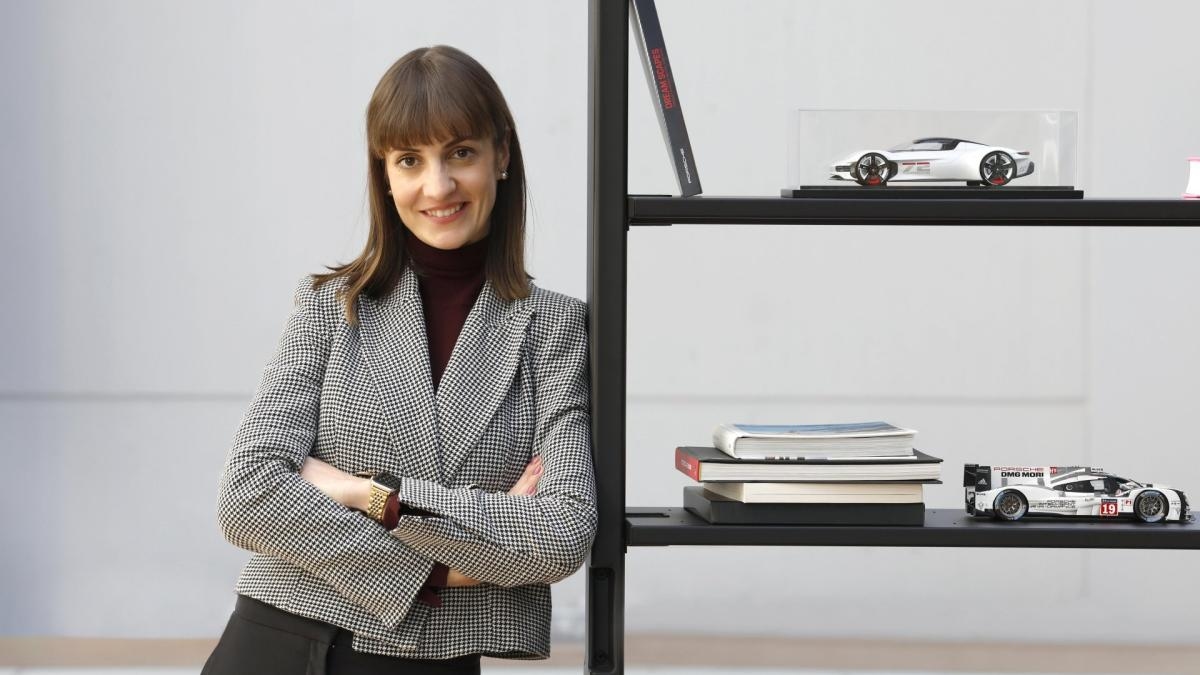 Janina Pfleiderer-Stellbogen, directrice des projets durables chez Porsche : « Nous envisagerons à terme la durabilité de manière holistique, en nous concentrant également sur les aspects sociaux et économiques. »