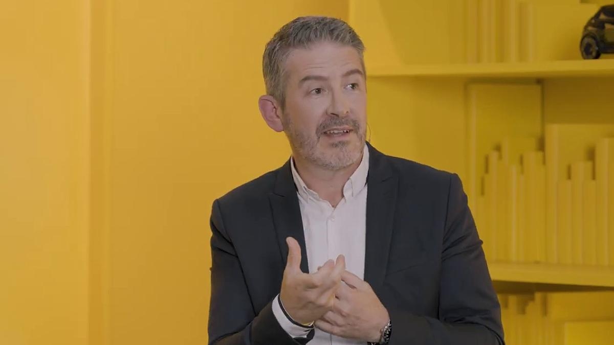 Gilles Vidal, Designdirektor von Renault: „SUVs haben sich gegenüber Minivans durchgesetzt, doch jetzt gibt es eine Kampagne gegen sie, obwohl sie genauso viel Umweltverschmutzung verursachen. Das ist ein seltsamer sozialer Wandel.“