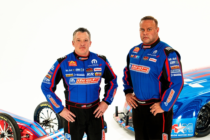 La leyenda del automovilismo Tony Stewart busca su tercera victoria en el NHRA Thunder Valley Nationals