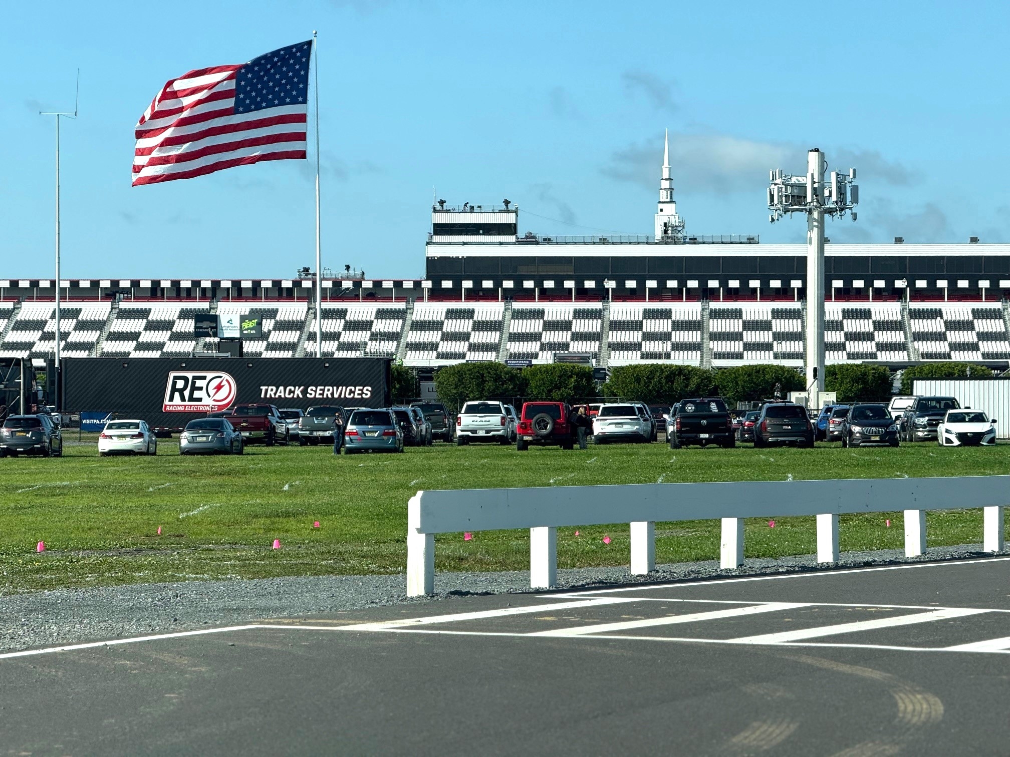 ¡FOTOS EXCLUSIVAS DE MOTORSPORT AMERICA DESDE EL GARAJE DE NASCAR EN POCONO RACEWAY!