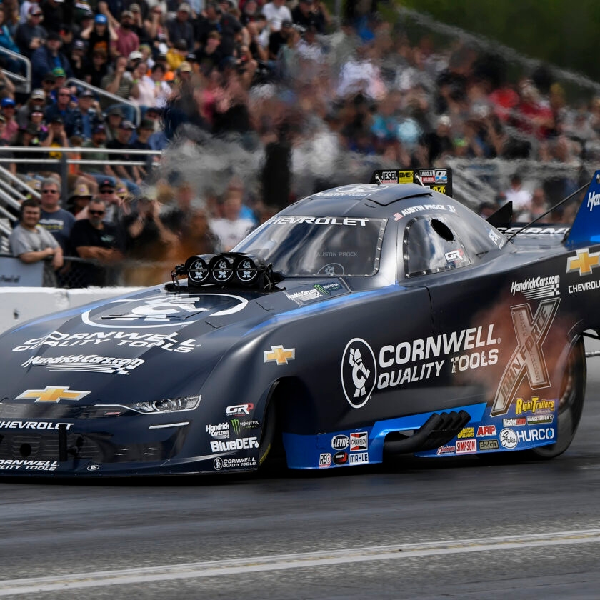 AUSTIN PROCK CORRE HACIA EL NÚMERO 1 PROVISIONAL EN EPPING