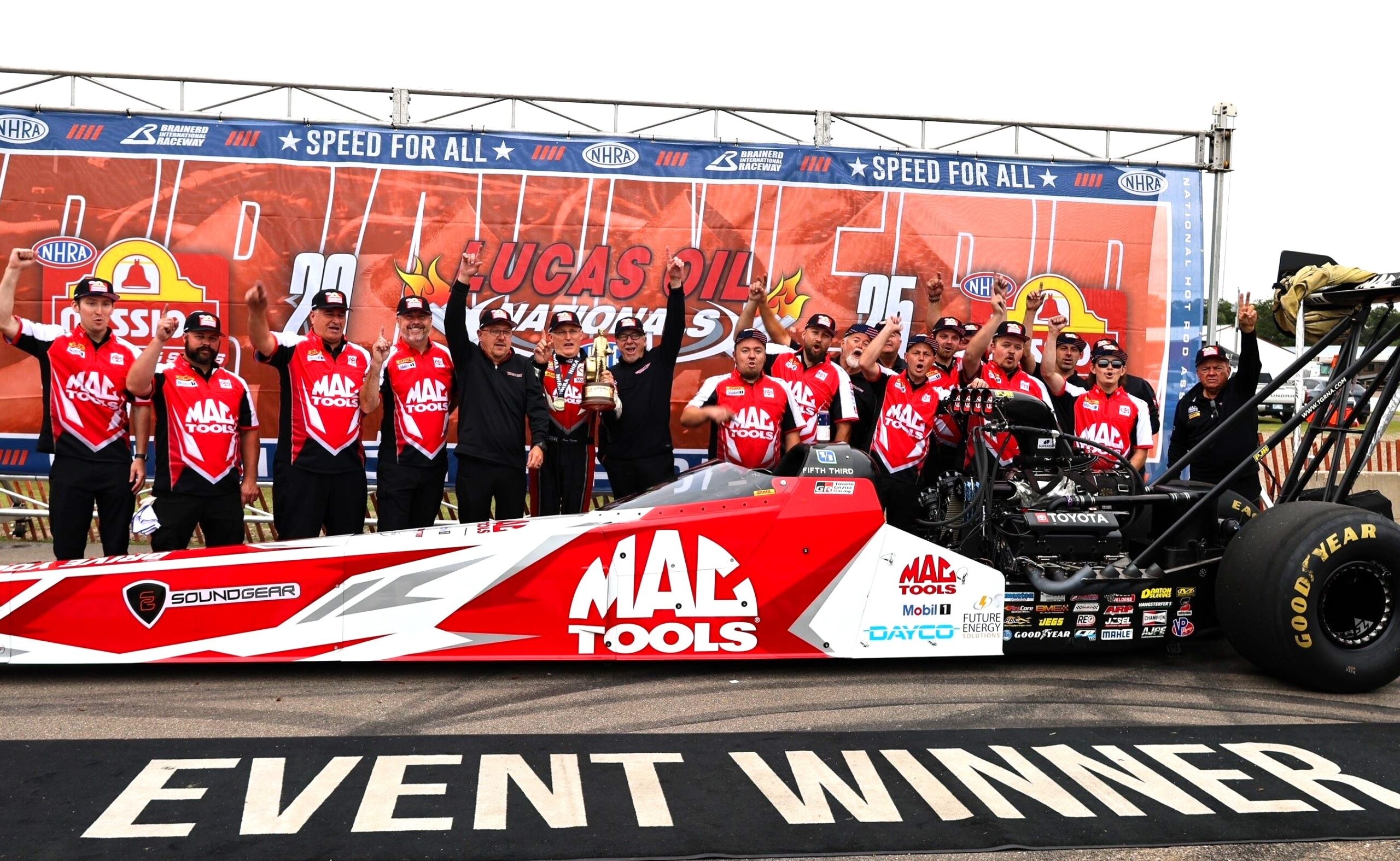 Doug Kalitta holt den 100. Top Fuel-Sieg in der Teamgeschichte