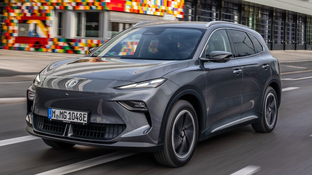 Baixo consumo de combustível, muito espaço: Novo MG S5 EV - barato era ontem