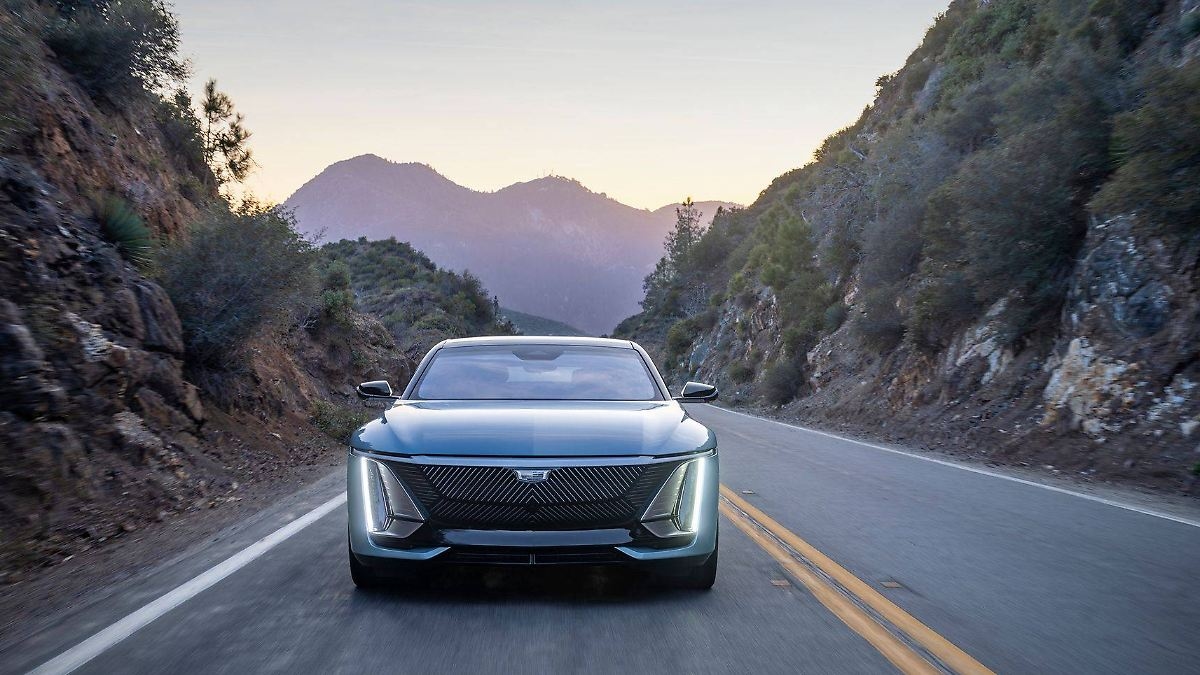 New luxury model: Cadillac Celestiq – back to its former glory with luxury and electric drive