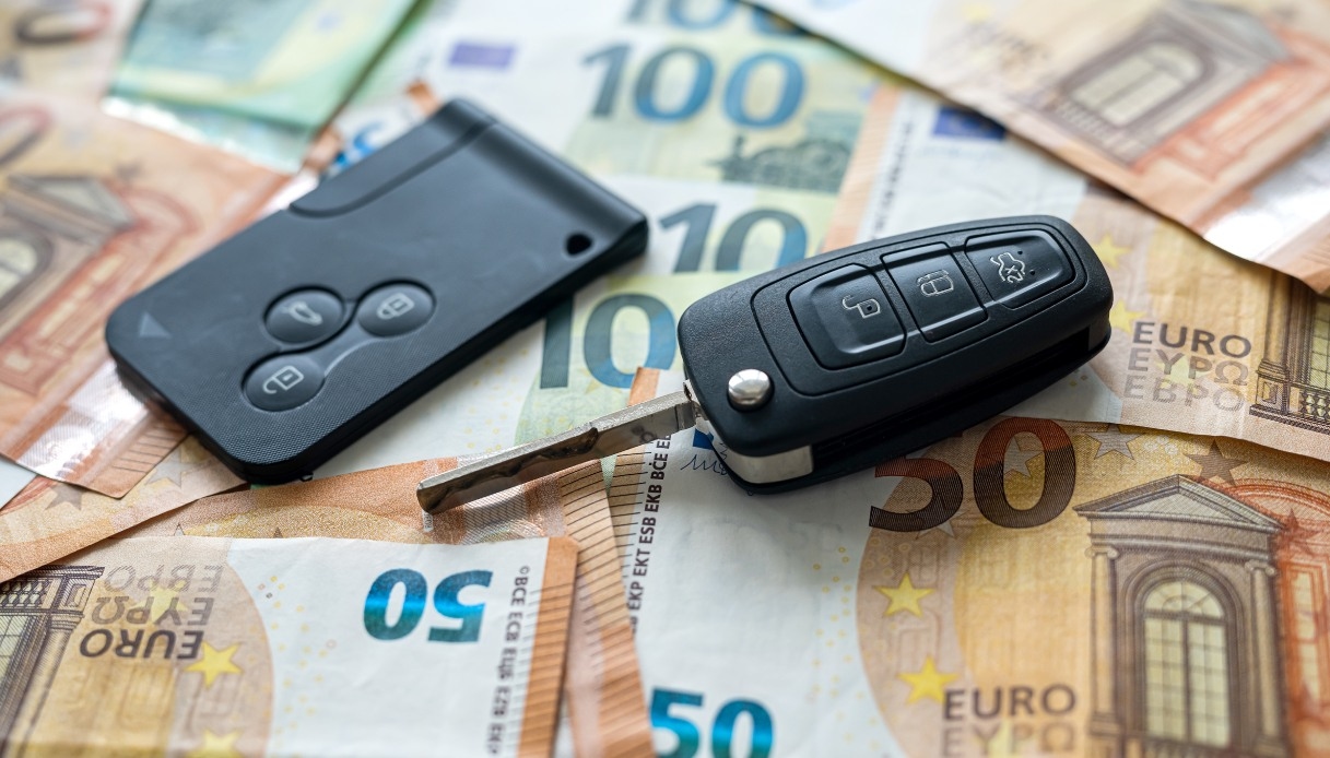 Auto sempre più care, il noleggio continua a crescere: i numeri del mercato
