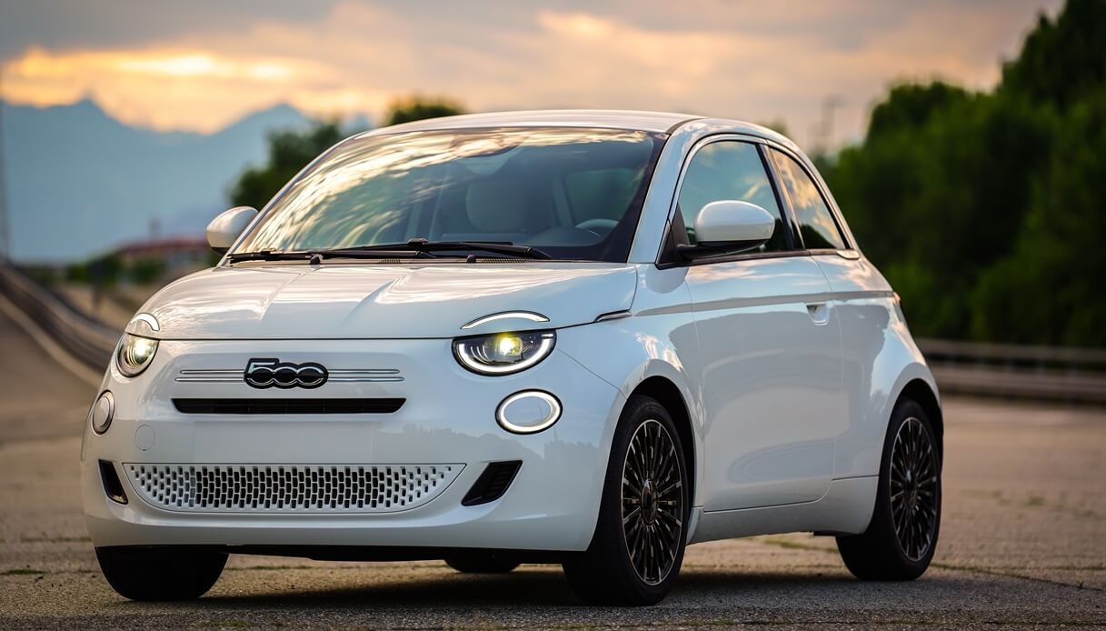 La Fiat 500 Hybride est prête pour ses débuts : la production est sur le point de commencer