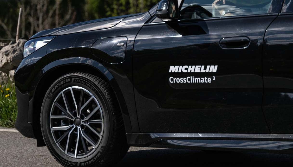 MICHELIN updates its all-season range with the new CrossClimate 3 and CrossClimate 3 Sport.