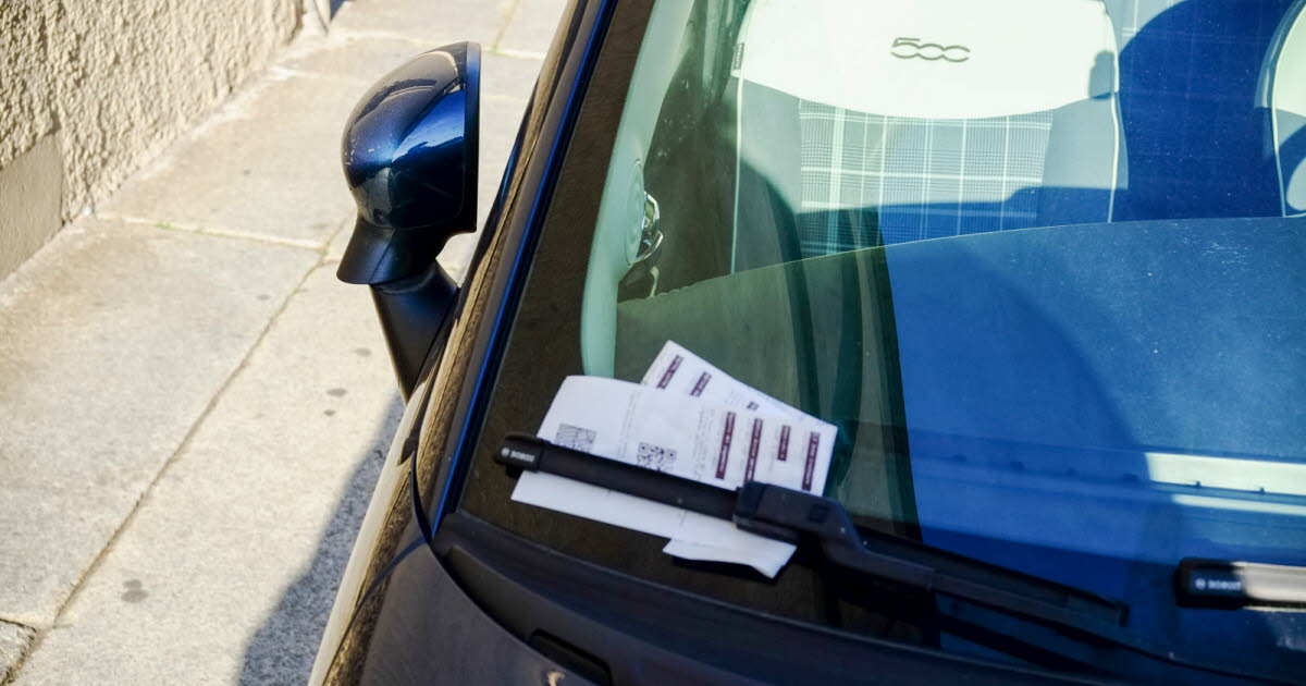 Società. Attenzione al "quishing", la truffa che colpisce molti automobilisti.