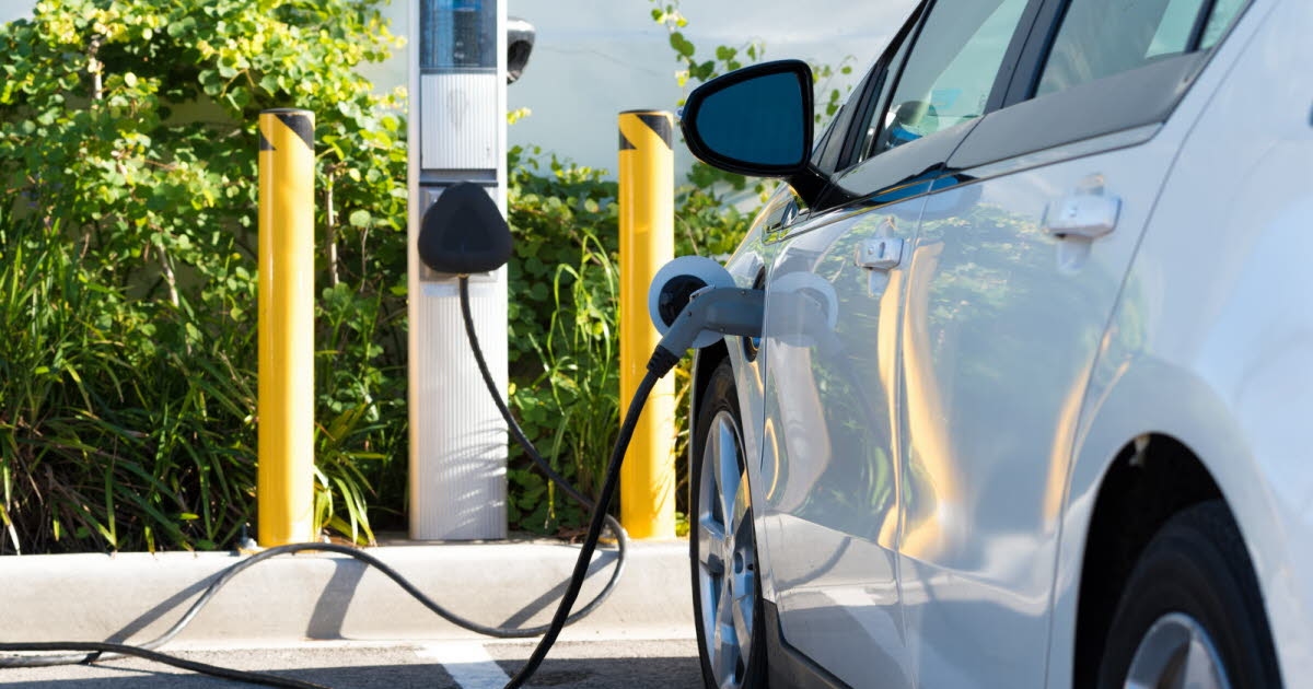 Auto. Zijn de Fransen echt klaar voor elektrisch?