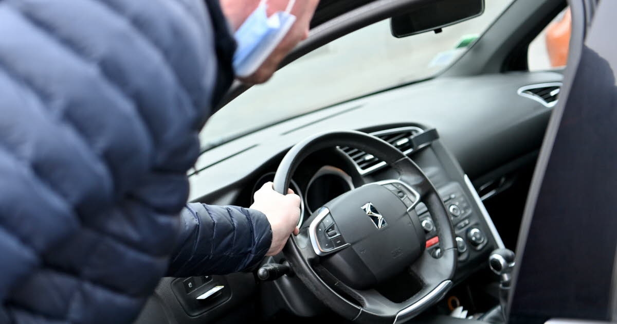 Автомобили. Рынок подержанных автомобилей: небольшой спад в октябре.