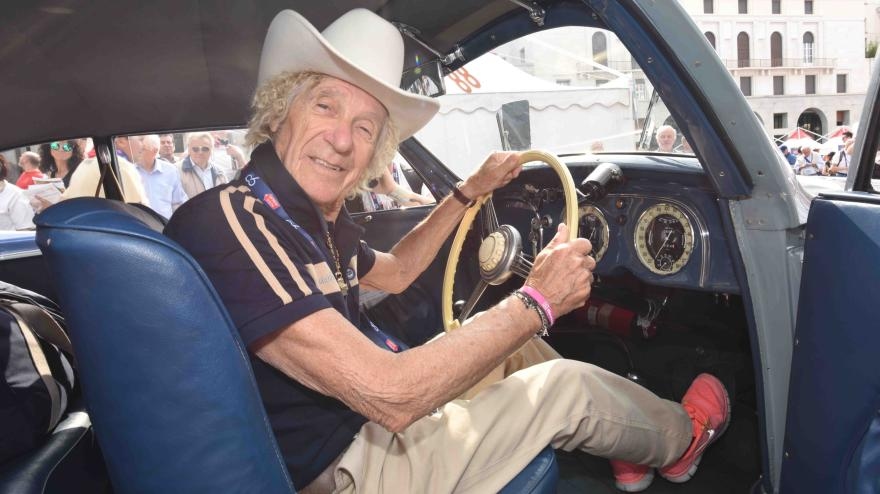 Arturo Merzario, de Countach en rolschaatsen met 242 km/u