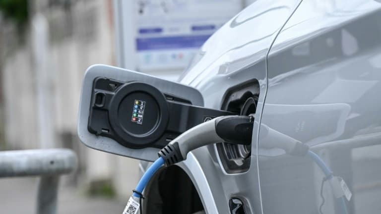 Más de 1,5 millones en circulación en junio de 2025: los coches eléctricos se utilizan cada vez más para los viajes largos de vacaciones.