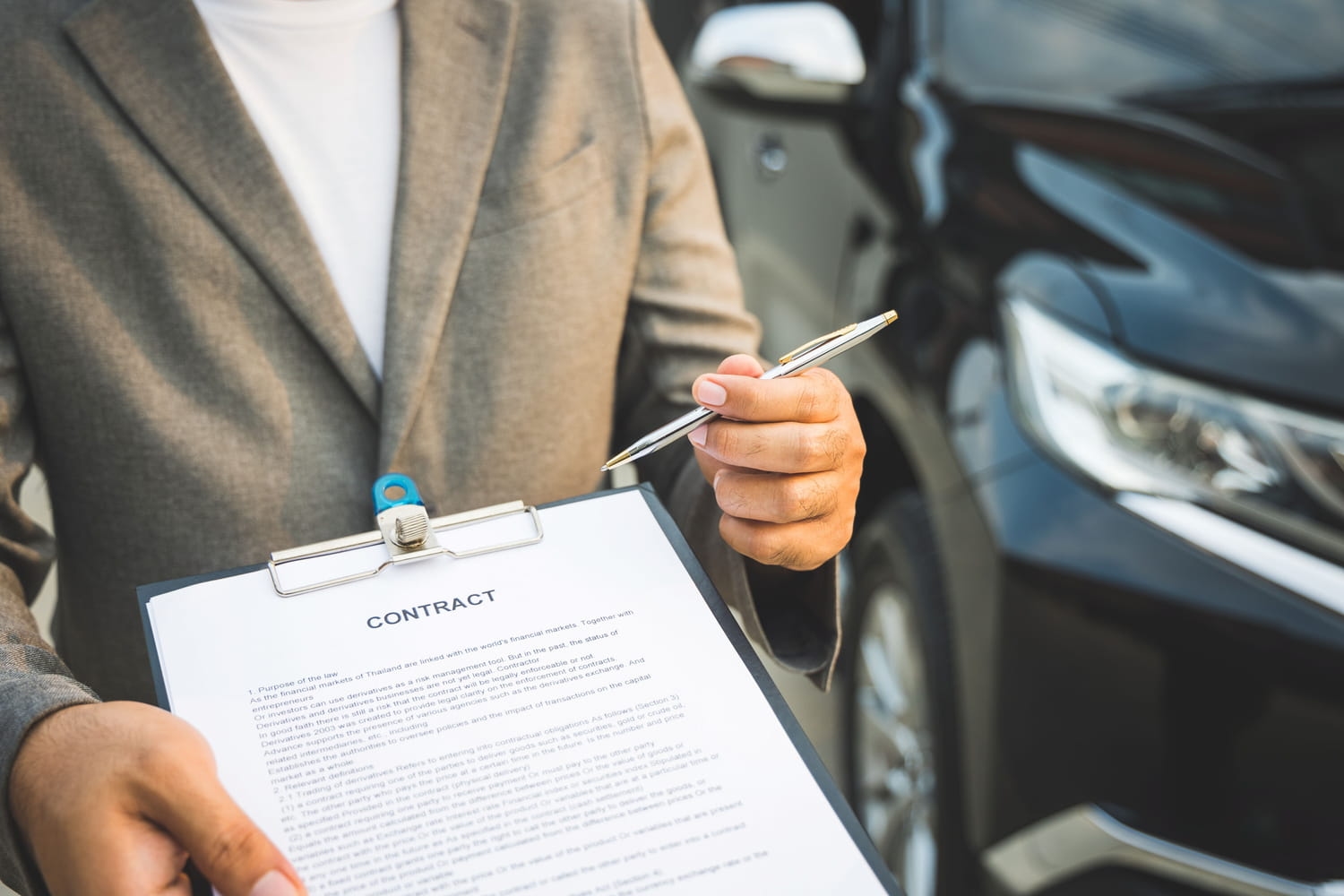 55 euros de frais pour chaque PV reçu – cette pratique des agences de location de voitures choque les clients