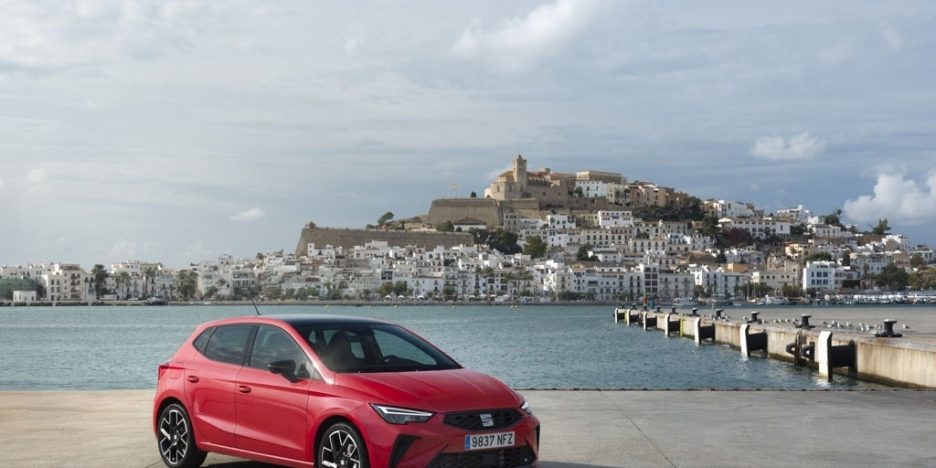 Der Seat Ibiza erhält für 2026 ein Facelift mit verbessertem Design und modernster Technologie.