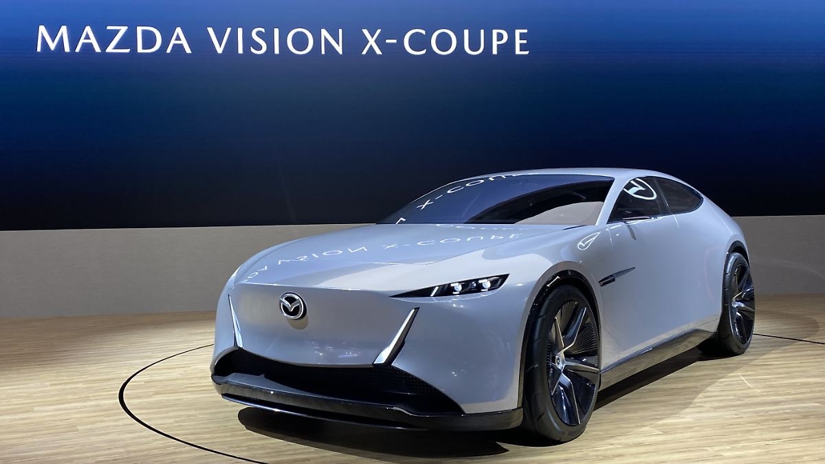 Visionen bei Japan Mobility Show: Mazda Vision X-Coupé soll beim Fahren CO2 aus der Luft holen