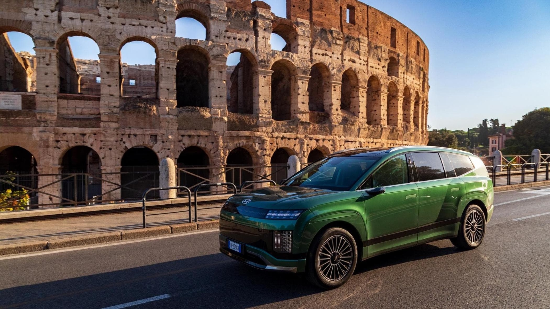 Ioniq 9 fenomeni: Hyundai'nin 600 km menzilli maksi elektrikli SUV'sinin direksiyonunda. Nasıl gidiyor?