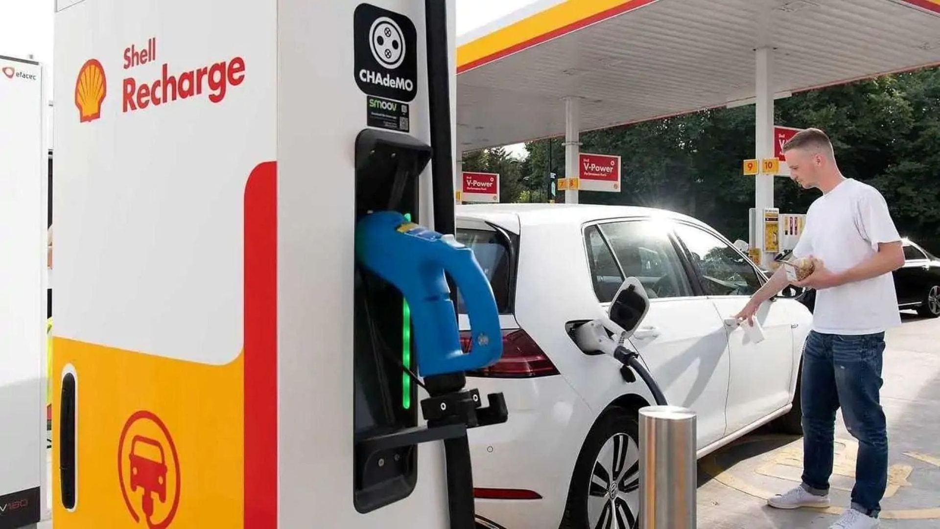 Elektrikli otomobiller, 10 dakikada yakıt doldurmanızı sağlayan "sihirli" sıvıya kavuştu. Sırrı