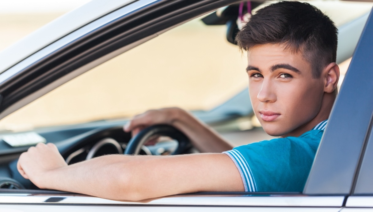 Driving licence at 17, the European Union gives the green light